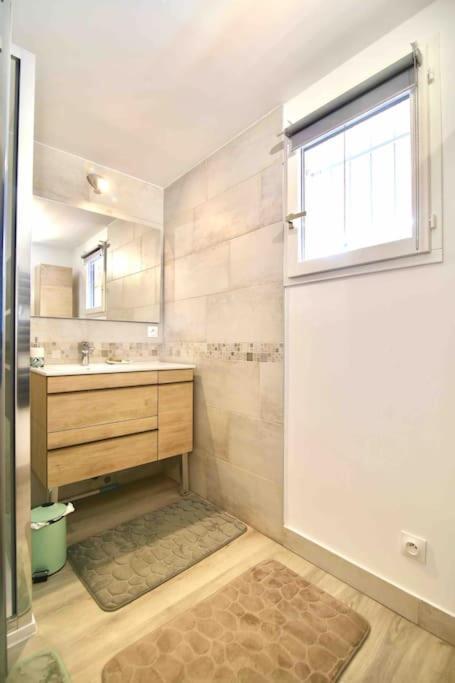 Super logement, 2 chambres, vue mer et piscine La Seyne-sur-Mer Extérieur photo